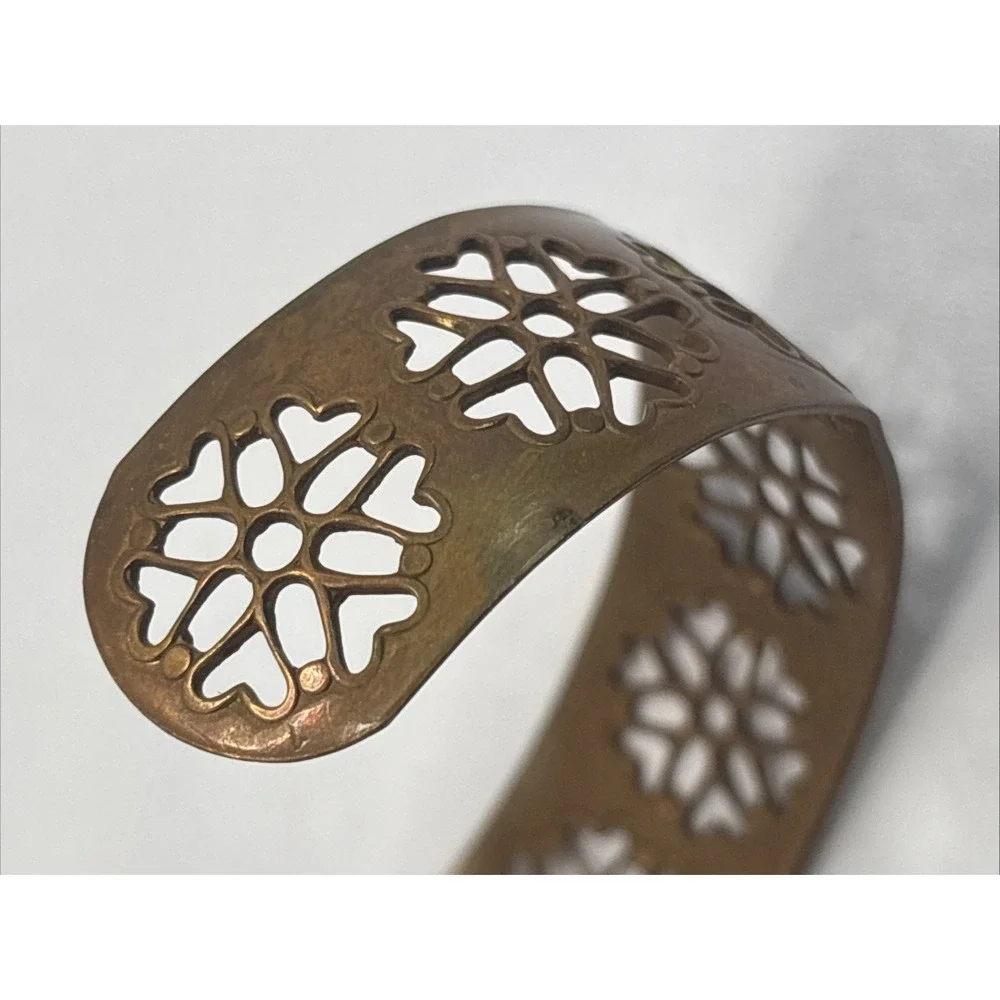 Vintage Genuine Copper Cuff Bracelet Heart Snowflakes‎